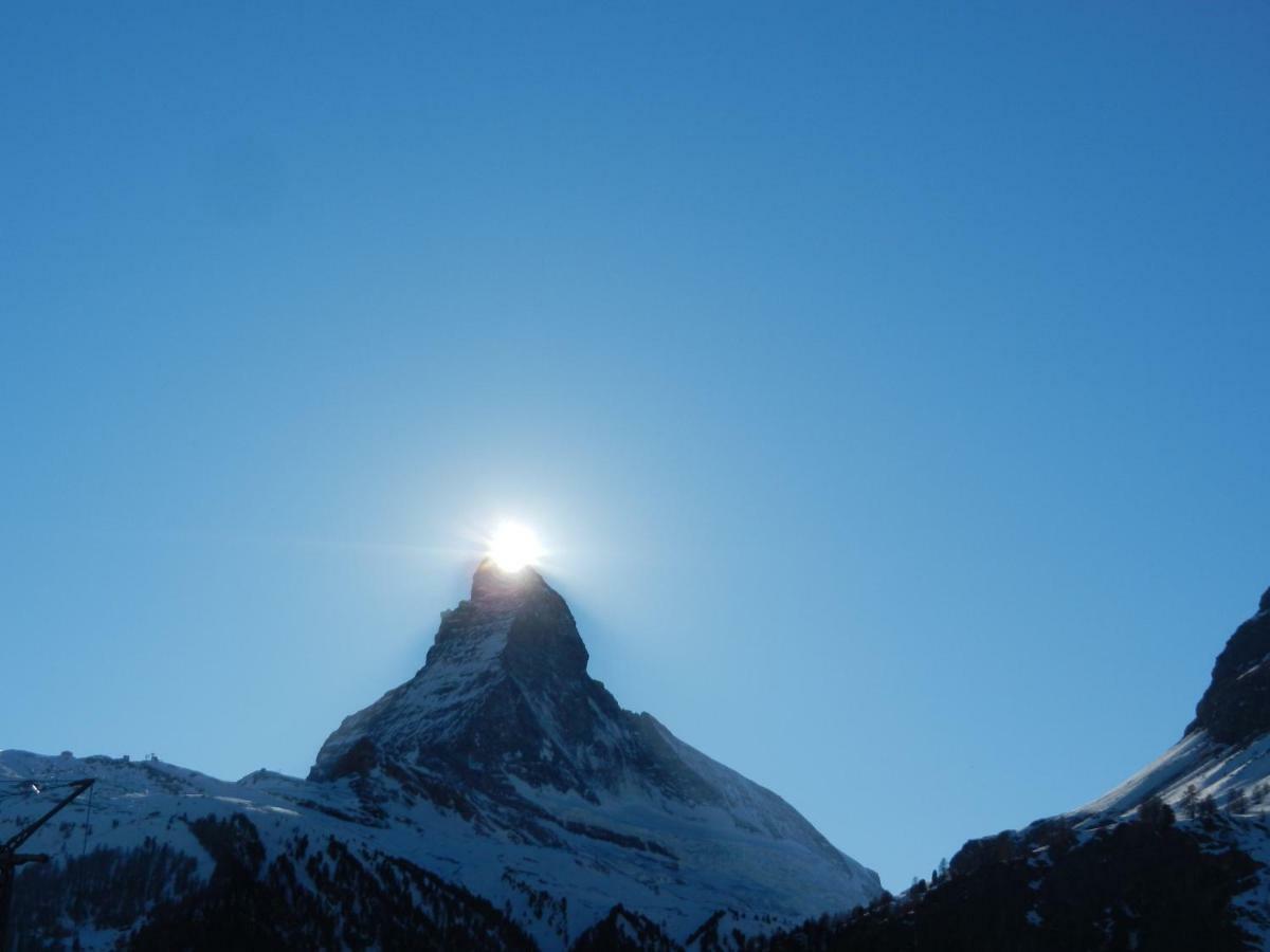 Artist Apartments & Hotel Garni Zermatt Exterior foto